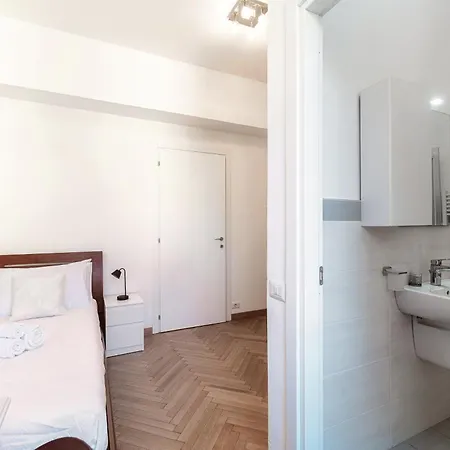 Dimora Del Masia - By Breva Collections * קומו