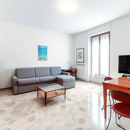 Dimora Del Masia - By Breva Collections * Como